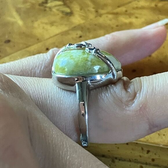 Natural Connemara Marble Sterling Silver Claddagh Ring - Picture 3 of 9